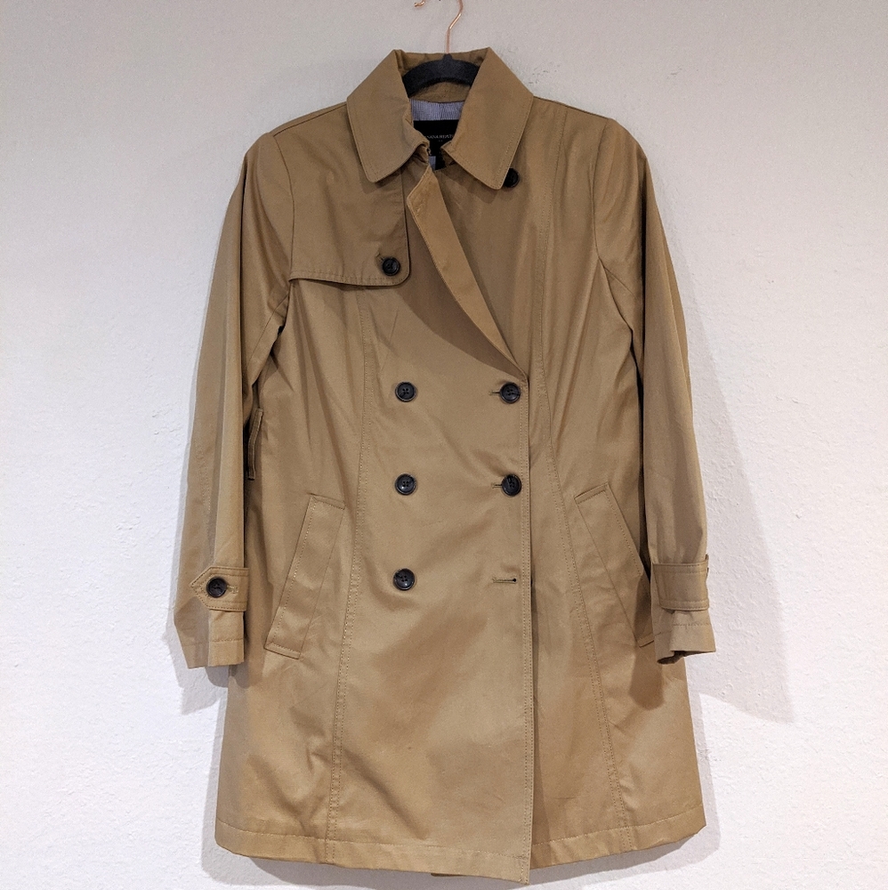 Banana Republic Petite Classic Trench Coat